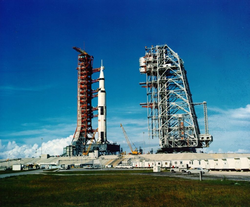 Image du complexe de lancement avant le lancement d'Apollo 11.