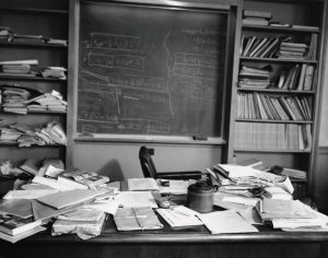 Le bureau d'Einstein à Princeton. Tout est conservé tel que le scientifique l'a laissé pour la dernière fois.