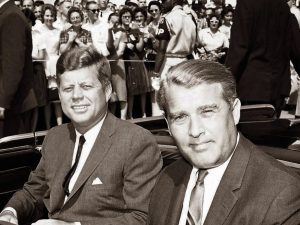 Wernher von Braun et Kennedy