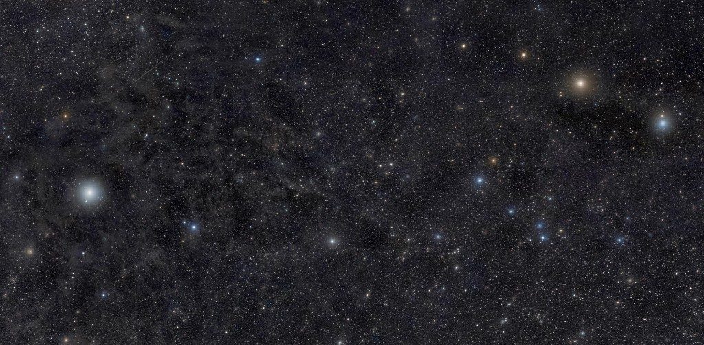 Astérisme du Petit Seau, avec Polaris visible à gauche, par Rogelio Bernal Andreo.