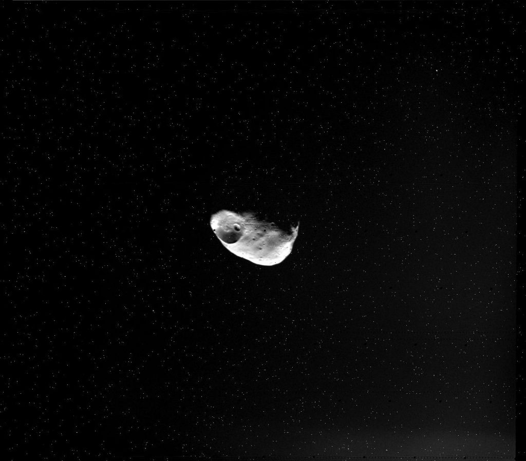Phobos, un satellite de Mars, photo prise par Viking Orbiter 1