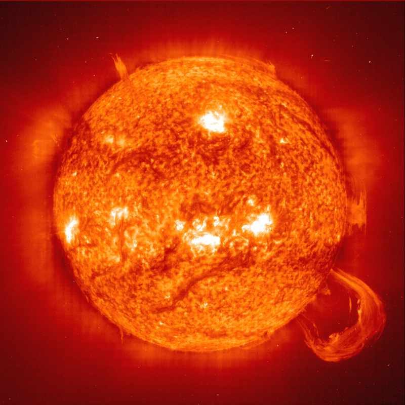 Photo du Soleil prise par la sonde spatiale SOHO