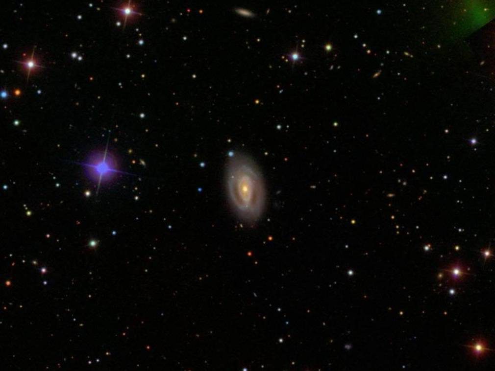 Galaxie NGC 2545