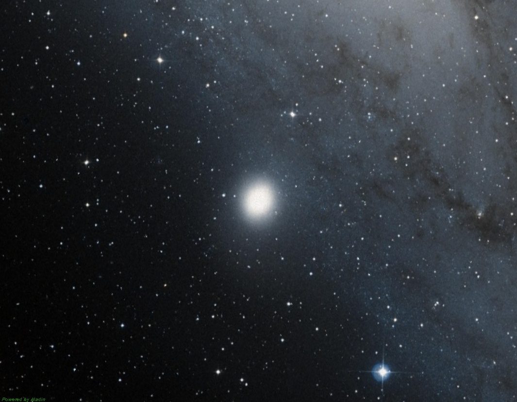 Galaxie elliptique naine M32