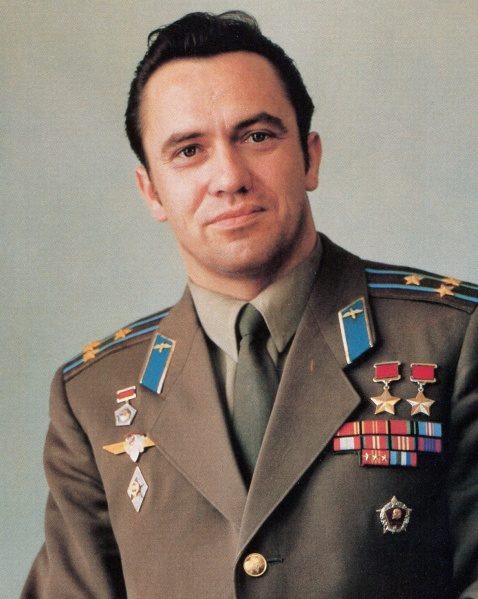 Cosmonaute Popov Leonid Ivanovich