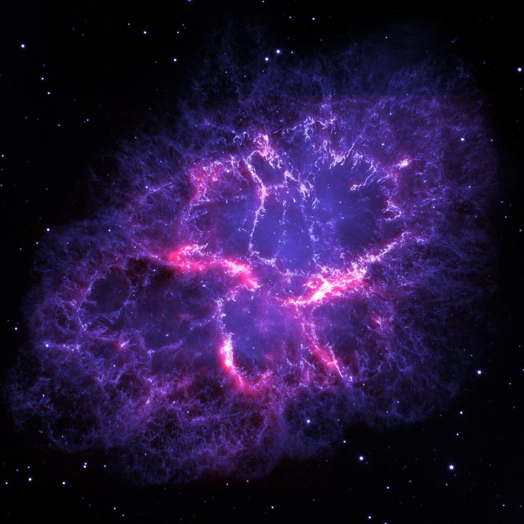 Image combinée de la nébuleuse prise par les télescopes spatiaux Hubble et Herschel.