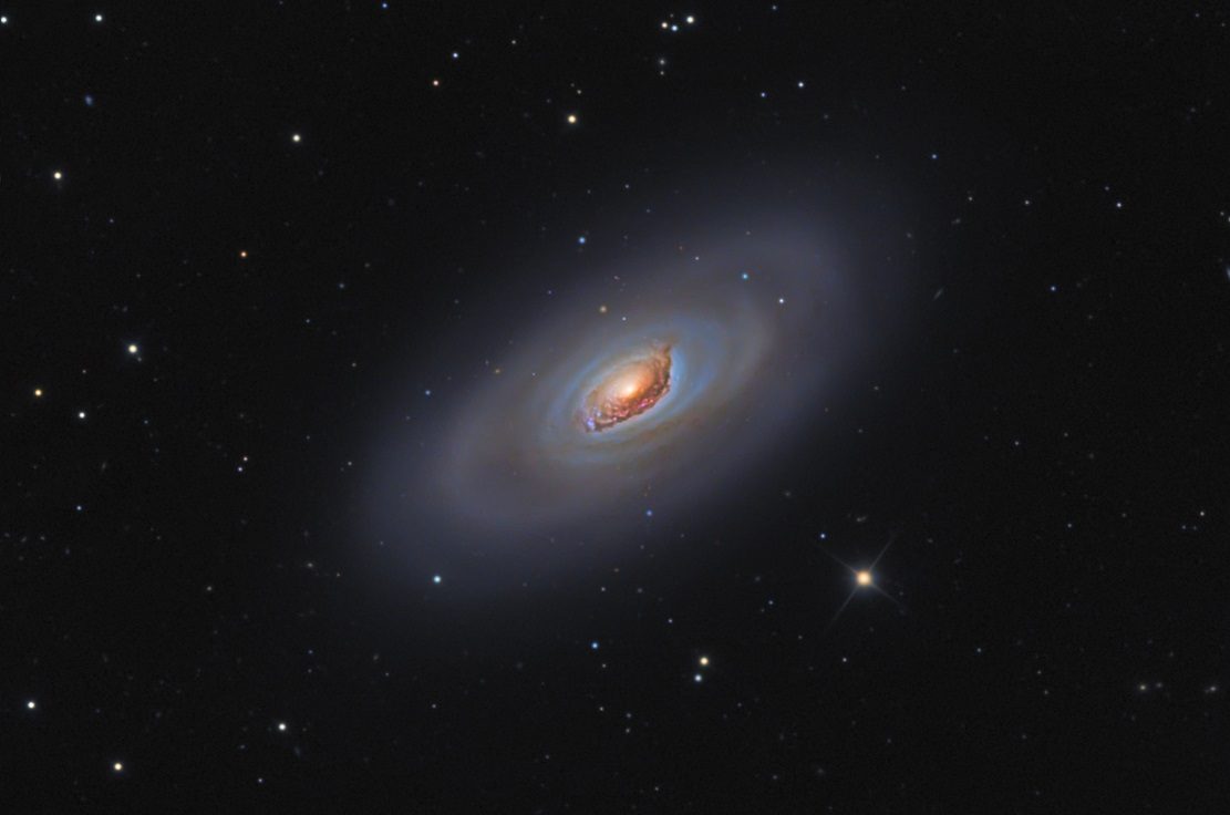 Galaxie de l'Oeil Noir ou Messier 64