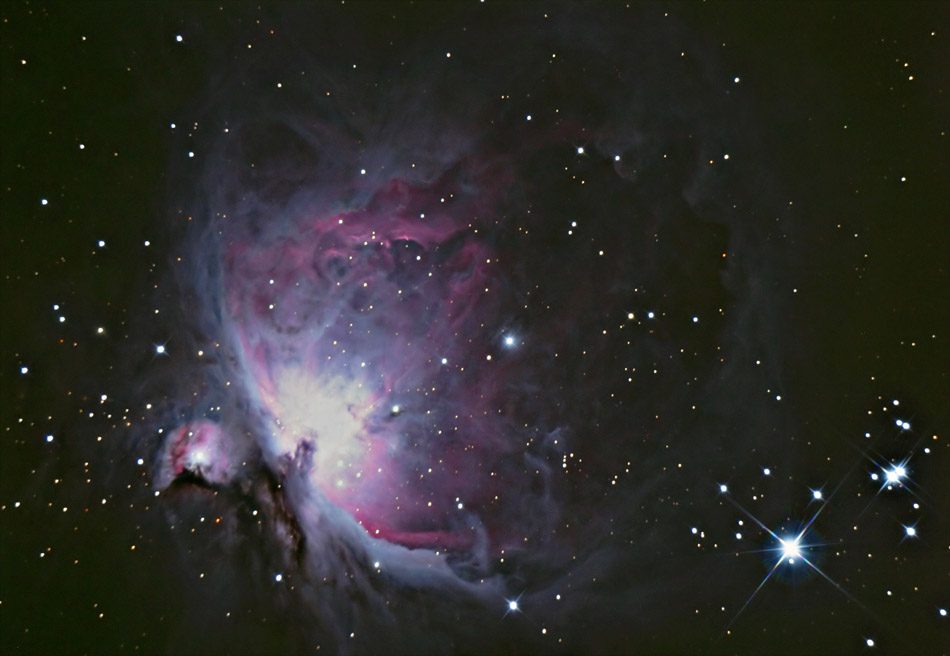 Une photographie de la nébuleuse d'Orion, qui inclut la nébuleuse de Meran.
