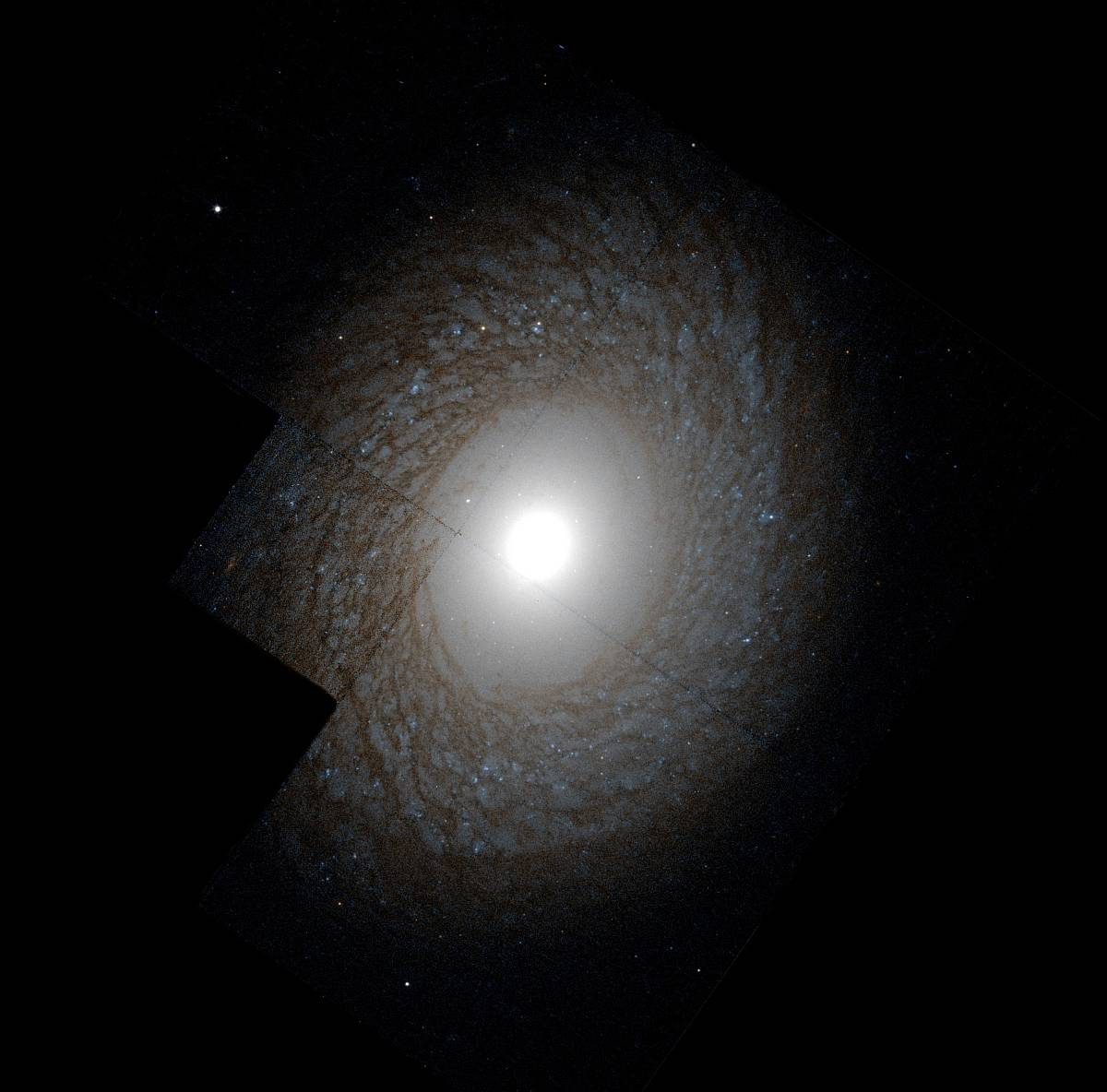 NGC 2775 - galaxie de la constellation du Cancer