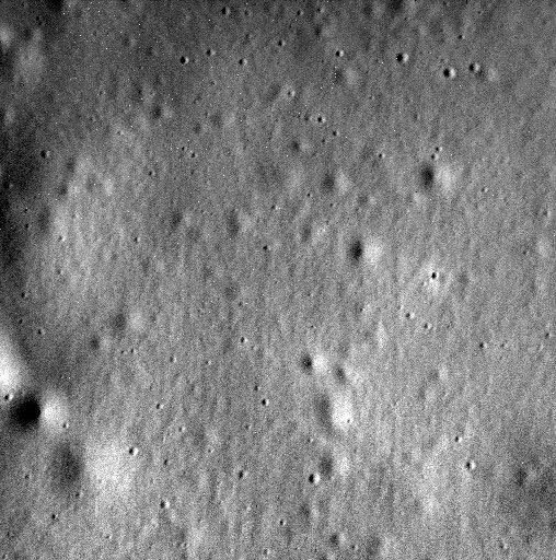 Dernière image de Mercure, transmise juste avant le crash de MESSENGER.