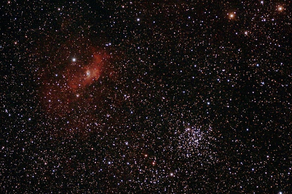 L'amas M52 et la nébuleuse de la Bulle