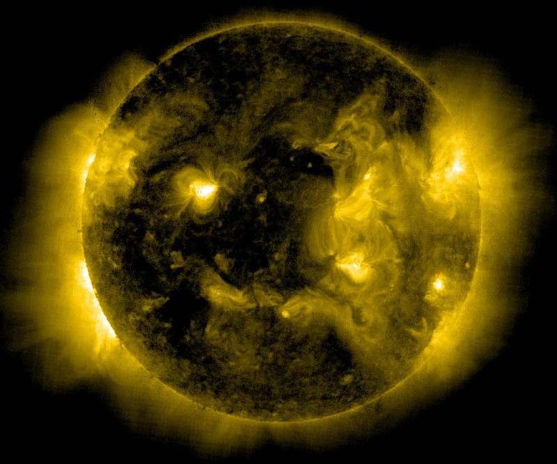 Le soleil vu par le satellite SOHO