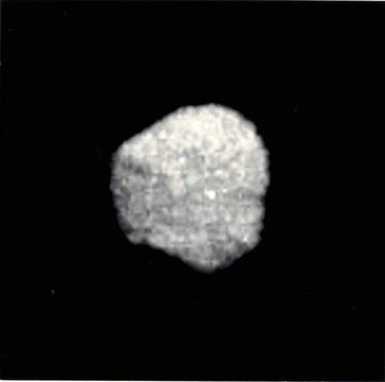 Proteus, satellite de Neptune
