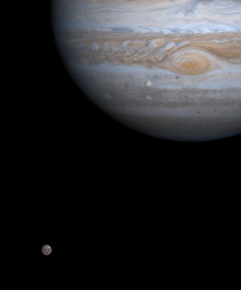 Callisto et Europe, satellites de Jupiter, image de la sonde Cassini prise en 2000.