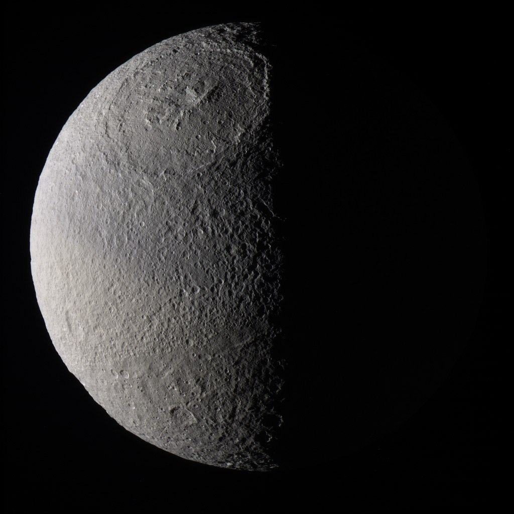 Image en couleur de Thétis, satellite de Saturne