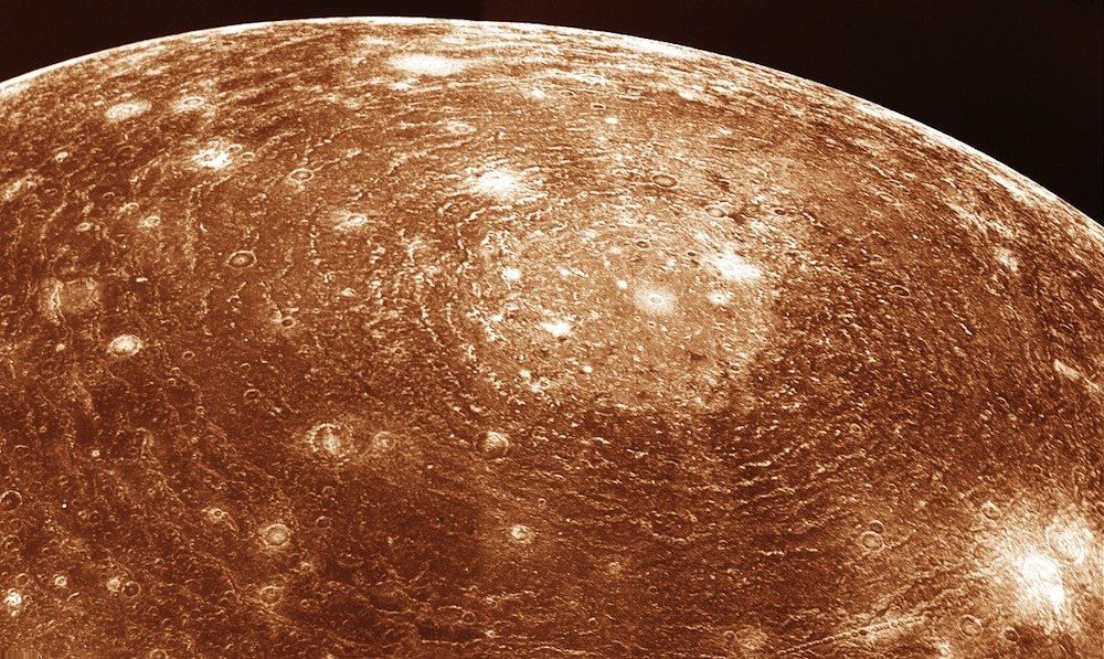 Valhalla, un bassin d'impact sur Callisto, satellite de Jupiter