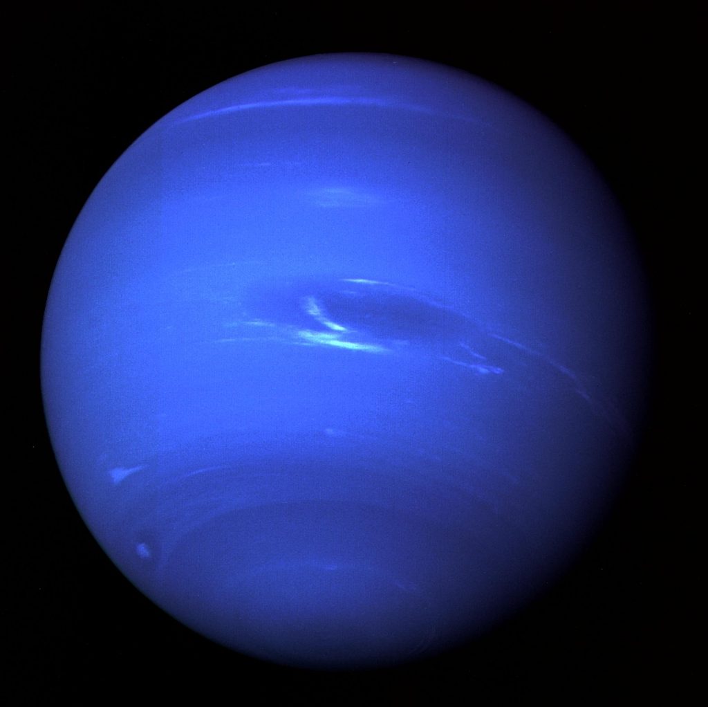 Voyager 2 a pris cette image de Neptune cinq jours avant son survol historique de la planète le 25 août 1989.