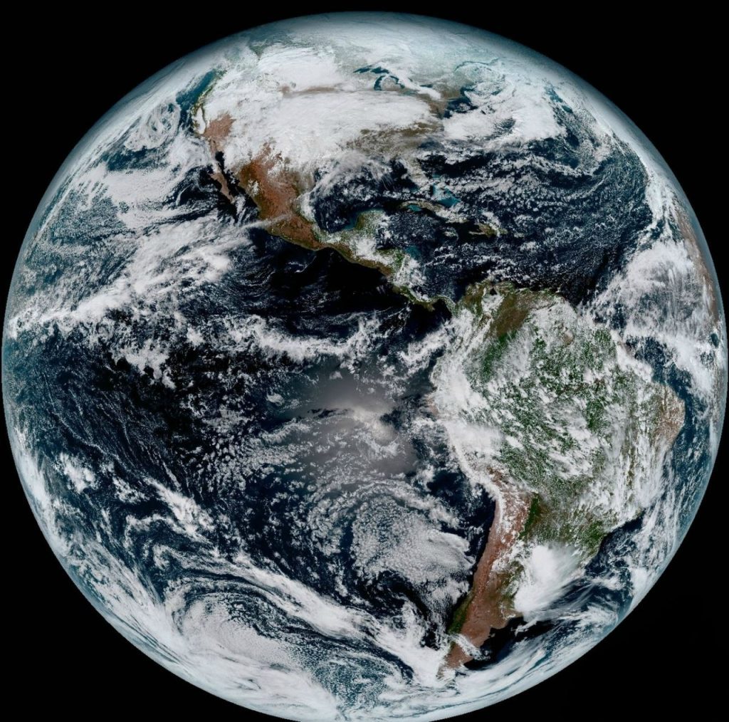La Terre vue par le satellite GOES-16